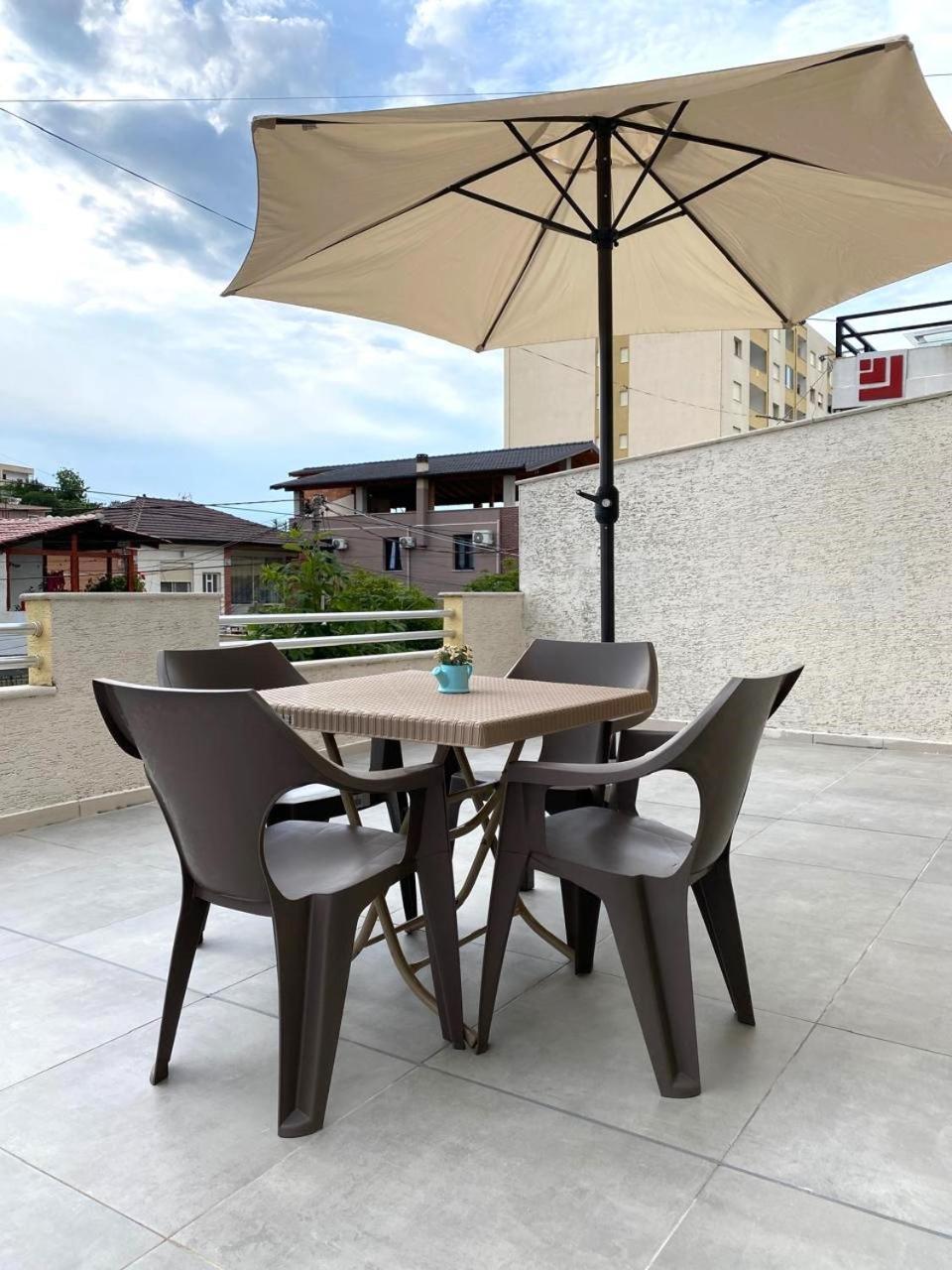 Tinas Rooms Durrës Zewnętrze zdjęcie
